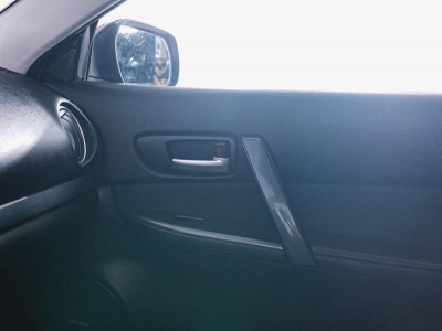 Mazda 6 2.0 AT (147 л. с.)