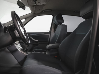 Ford S-Max 2.0 MT (145 л. с.)