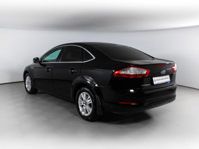 Ford Mondeo 2.0 Duratec MT (145 л. с.)