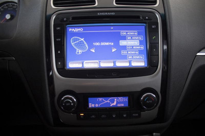 Geely Emgrand EC7 1.8 MT (126 л. с.)