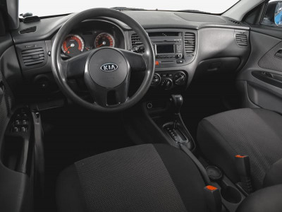 Kia Rio 1.4 AT (97 л. с.)