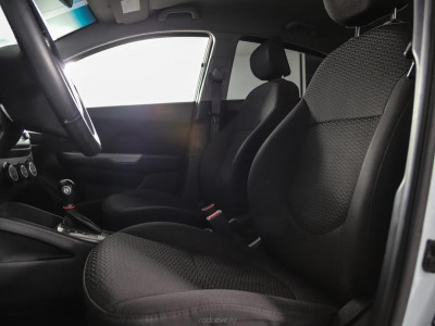 Kia Rio 1.6 AT (123 л. с.)