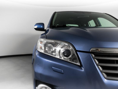 Toyota RAV4 2.0 MT (148 л.с.)