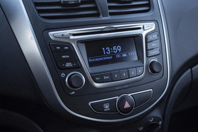 Hyundai Solaris 1.4 AT (107 л. с.)