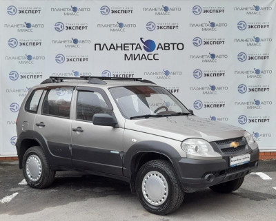 Chevrolet niva Niva 1.7 MT (79,6 л. с.)