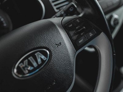 Kia Picanto 1.2 AT (85 л. с.)