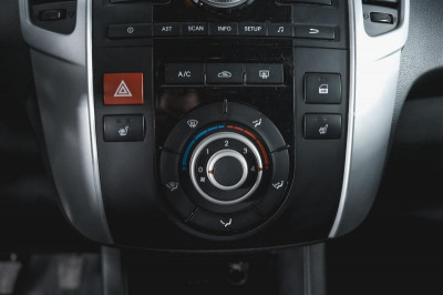 Kia Venga 1.6 MT (125 л. с.)