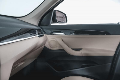 BMW X1 18i sDrive 1.5 AT (136 л.с.)