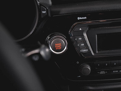 Kia Rio 1.6 AT (123 л. с.)