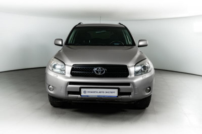 Toyota RAV4 2.0 MT (152 л.с.) 4WD