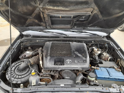 Toyota Hilux 2.5D MT Turbo AWD (144 л. с.)