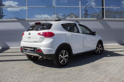 Lifan X50 1.5 MT (103 л. с.)