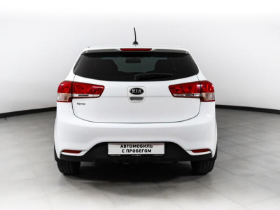 Kia Rio Хетчбэк 1.4 AT (107 л. с.)