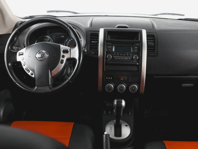 Nissan X-Trail 2.0 CVT AWD (141 л. с.)