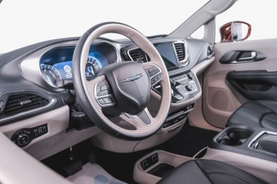 Chrysler Pacifica 3.6 AT (279 л.с.)