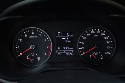 Kia Rio X-Line 1.4 AT (100 л. с.)