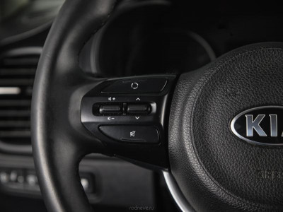 Kia Rio X-Line 1.4 AT (100 л. с.)