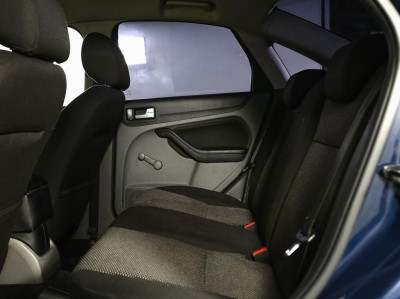 Ford Focus 1.6 MT (100 л. с.)