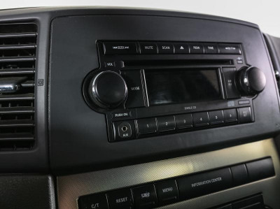 Jeep Cherokee 3.7 AT (205 л. с.)