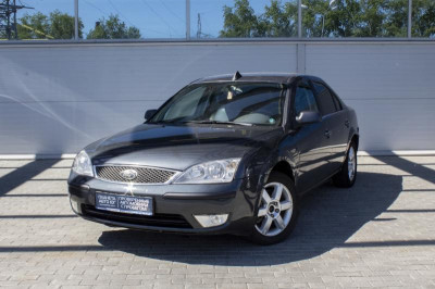 Ford Mondeo 1.8 MT (125 л. с.)