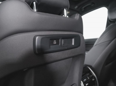 BMW X7 xDrive30d Steptronic (249 л.с.)
