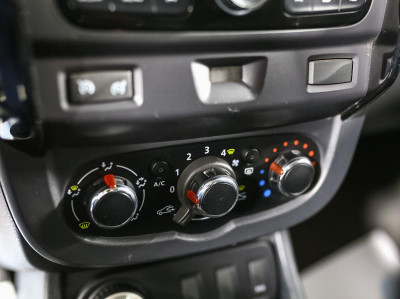 Renault Duster 1.5 D MT 4x4 (109 л. с.)