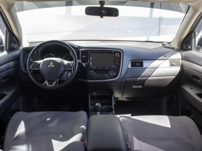 Mitsubishi Outlander 2.0 CVT 4WD (146 л. с.)