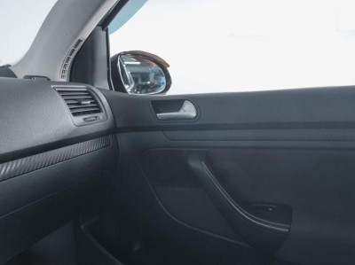 Volkswagen Golf 1.4 TSI DSG (140 л. с.)