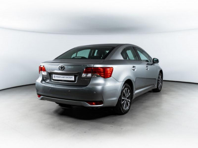 Toyota Avensis 1.8 CVT (147 л. с.)