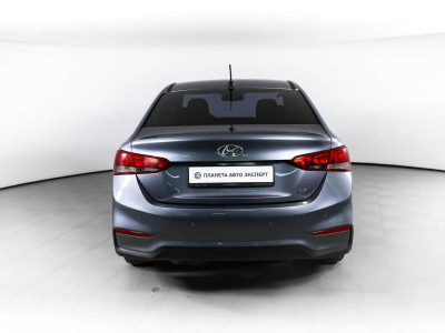 Hyundai Solaris 1.6 MT (123 л.с.)