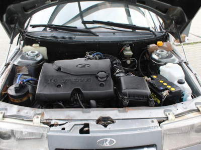 LADA 2112 1.6 MT (89 л. с.)