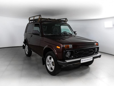 LADA 4x4 1.8 MT (82 л. с.)