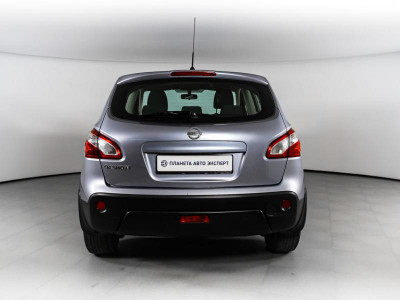 Nissan Qashqai 1.6 MT (114 л. с.)