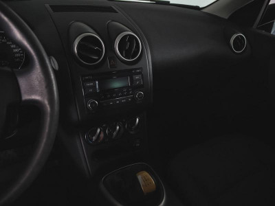 Nissan Qashqai 1.6 MT (114 л. с.)