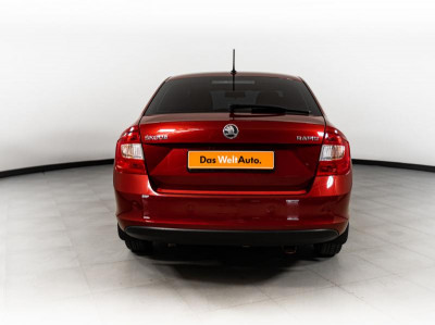 ŠKODA Rapid 1.6 MT (90 л. с.)