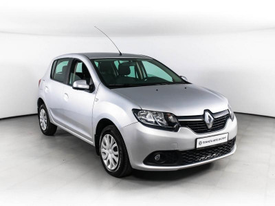 Renault Sandero 1.6 MT (82 л. с.)