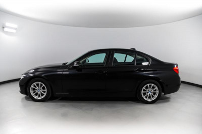 BMW 3 серия 320i AT (184 л. с.)