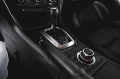 Mazda 6 2.0 SKYACTIV-G AT (150 л. с.)