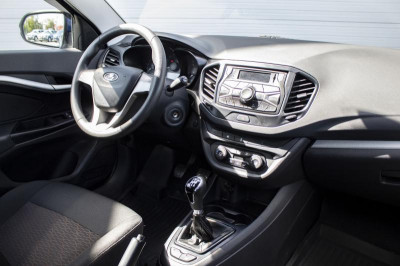 LADA Vesta 1.6 MT (106 л. с.)