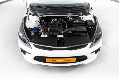 Kia Rio 1.4 MT (100 л. с.)