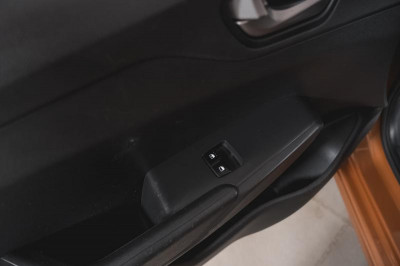 Hyundai Solaris 1.4 MT (100 л.с.)