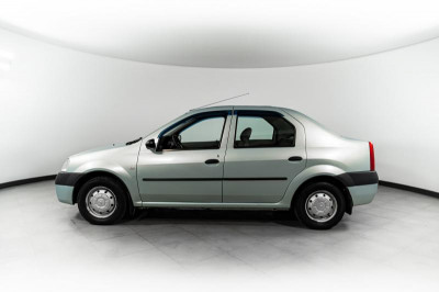 Renault Logan 1.4 MT (75 л.с.)