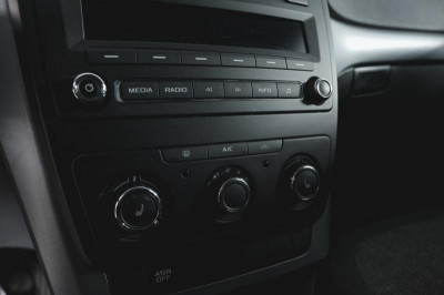 ŠKODA YETI 1.6 MT (110 л. с.)