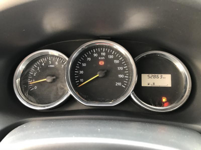 Renault Logan 1.6 MT (82 л. с.)