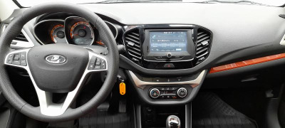 LADA Vesta SW 1.8 AMT (122 л.с.)