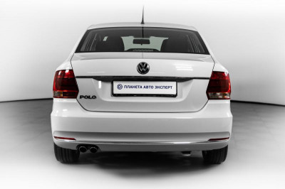 Volkswagen Polo 1.4 TSI AT (125 л. с.)