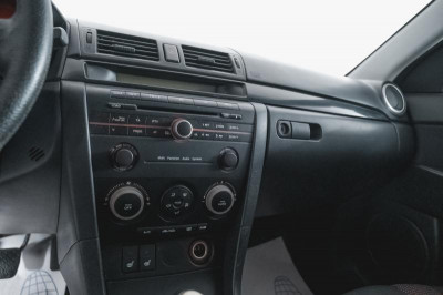 Mazda 3 2.0 MT (150 л. с.)