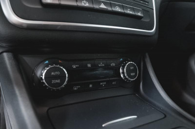 Mercedes-Benz GLA GLA 200 7G-DCT (156 л. с.)