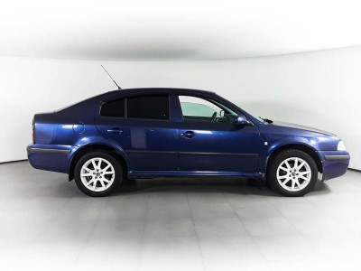 ŠKODA Octavia 1.6 MT (102 л. с.)