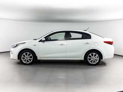 Kia Rio 1.6 MT (123 л. с.)